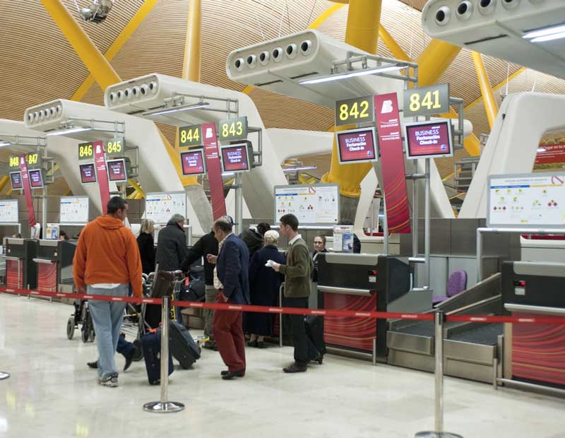 Precio de facturar una maleta y equipaje en Iberia | Revista80dias